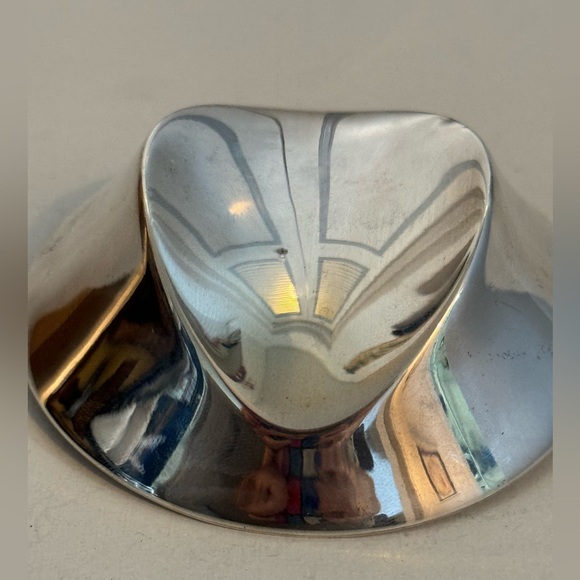 Jondell Spain Sterling Silver Brooch - Picture 2 of 9